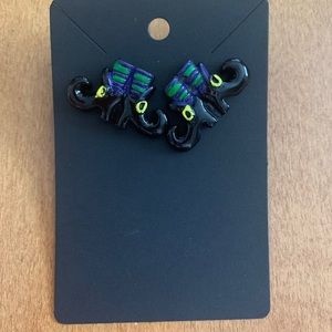 Witch Shoes Halloween Earrings 🔮💜